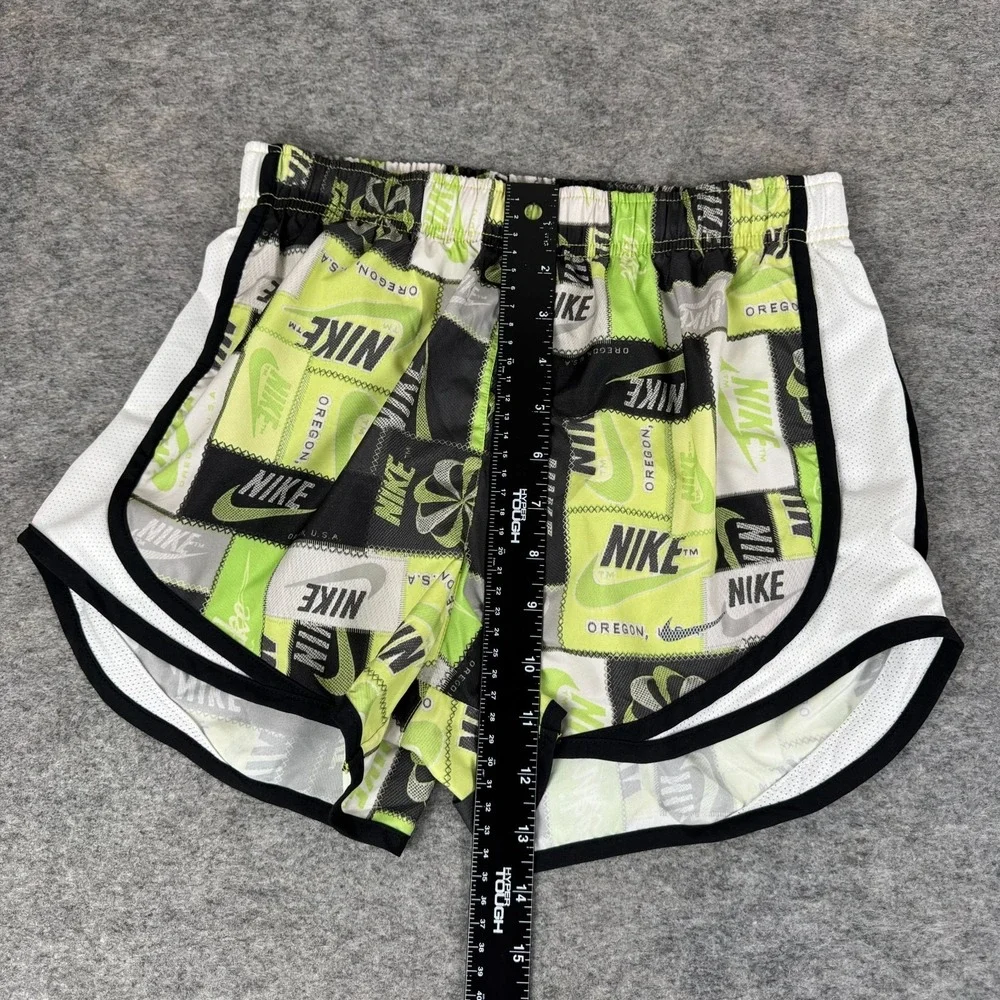 Nike Icon Clash Printed Tempo Running Shorts 3